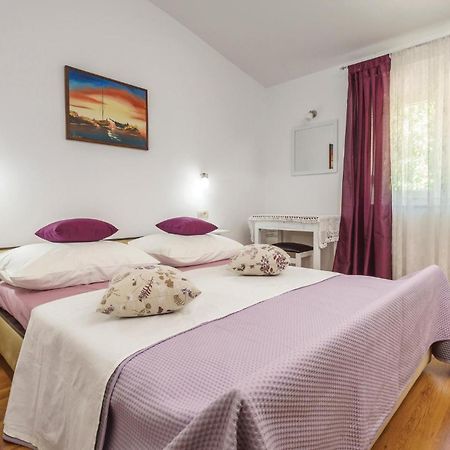 Lovely Apartment In Ostrvica With Wifi Bagian luar foto